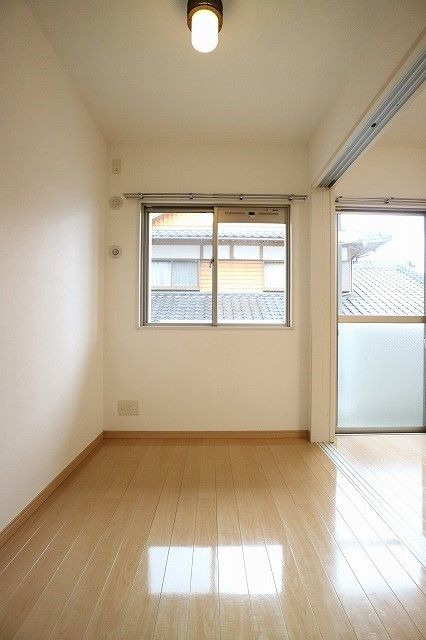 ロサグランテの居間・リビング