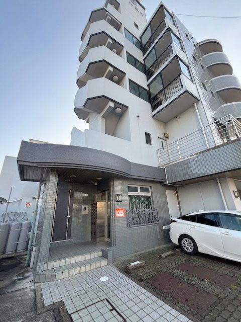 マルエイ壱番館の外観
