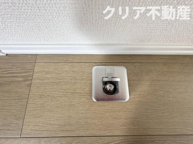 【設備】 | 高崎市双葉町A号棟 | リビングはガス栓があるのでファンヒーターが活用できて便利です♪