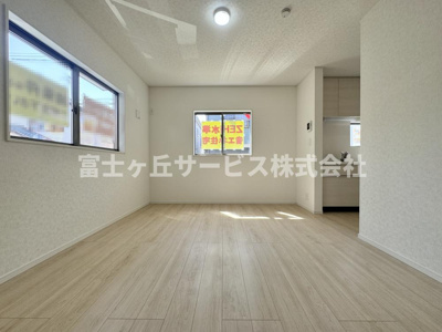 【ダイニング】 | 静岡市葵区羽鳥2丁目 11期 新築一戸建て 1号棟 | ダイニングです