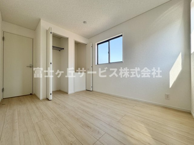【子供部屋】 | 静岡市葵区羽鳥2丁目 11期 新築一戸建て 1号棟 | 子供部屋としても使える洋室です