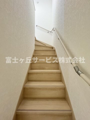 【その他】 | 静岡市葵区羽鳥2丁目 11期 新築一戸建て 1号棟 | 階段です