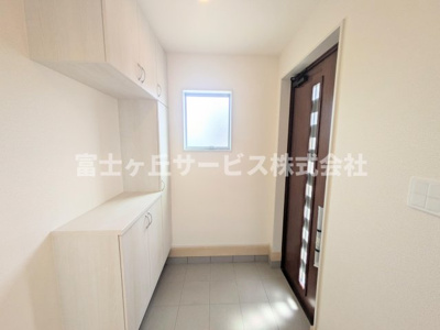 【玄関】 | 浜松市浜名区宮口 新築一戸建て | 玄関です