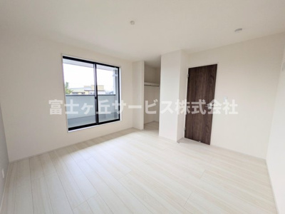 【寝室】 | 浜松市中央区花川町 新築一戸建て 2号棟 | 寝室です