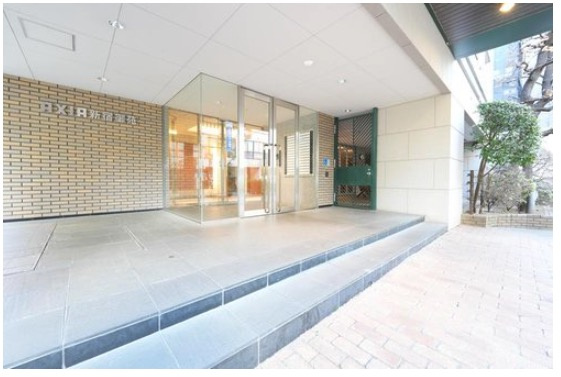 【エントランス】 | ★仲介手数料無料★AXIA新宿御苑（新規リノベーション工事中）