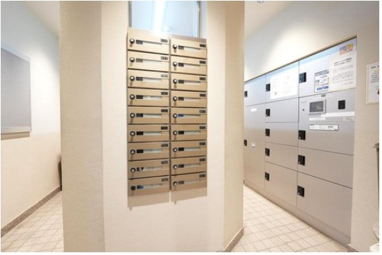 【玄関】 | ★仲介手数料無料★AXIA新宿御苑（新規リノベーション工事中）