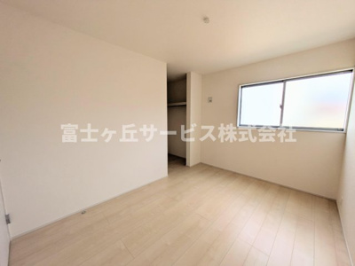 【洋室】 | 浜松市中央区花川町 新築一戸建て 3号棟 | 洋室です