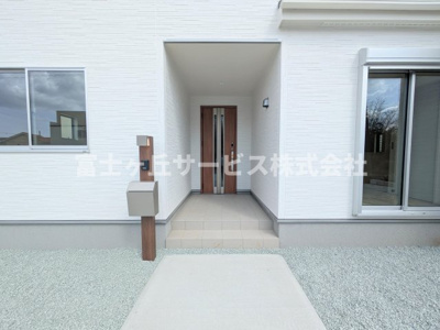【エントランス】 | 浜松市中央区花川町 新築一戸建て 3号棟 | エントランスです