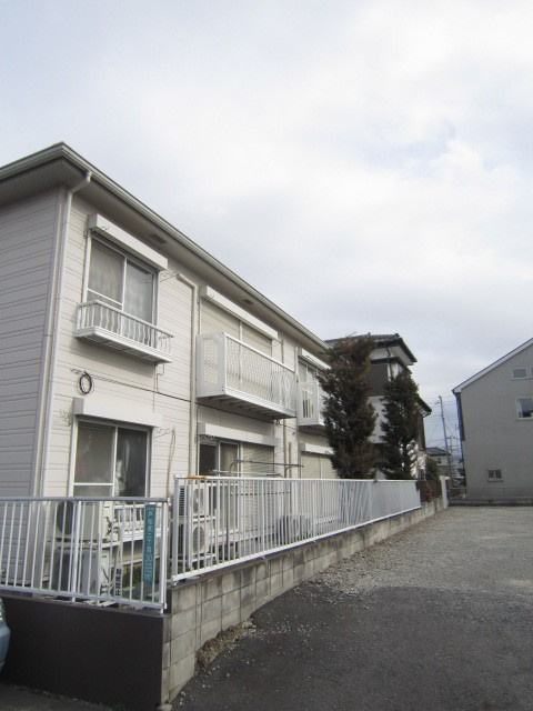 クレセント東川口の外観