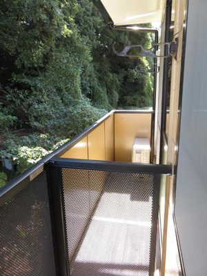 【バルコニー】 | リヴェ－ル四の湯Ａ