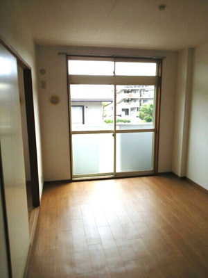 【居間・リビング】 | エルダーハイツ