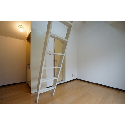 【居間・リビング】 | マルソルリヨン | 洋室