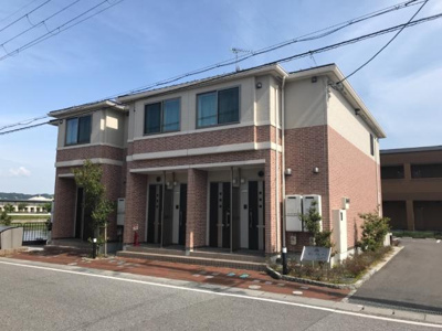 【外観】 | サンプレス | 外観写真（昼）