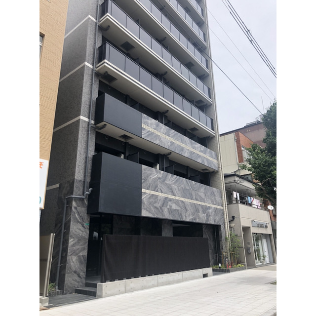 レジュールアッシュアーバンフローのエントランス