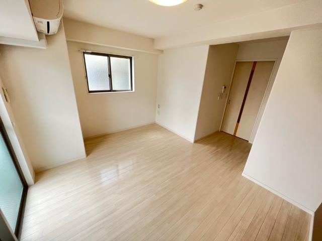 サンライズ昭和の内装|室内