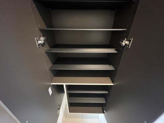 エスト　ソレイユの収納|下駄箱