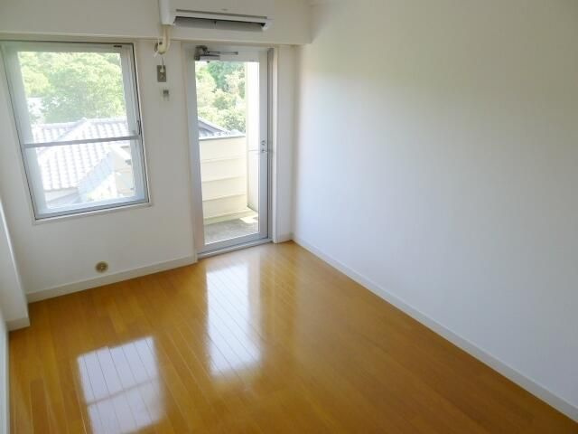 アサダフラットの居間・リビング