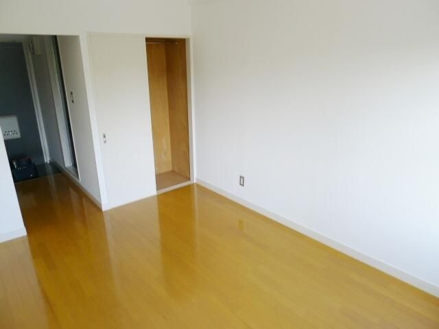 アサダフラットの居間・リビング