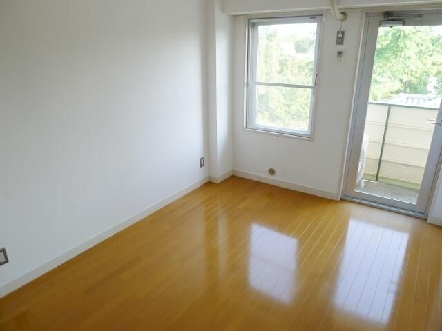 アサダフラットの居間・リビング