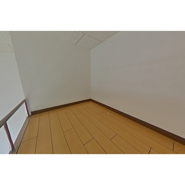フローレス雨屋のその他