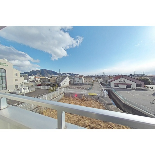 フローレス雨屋のその他