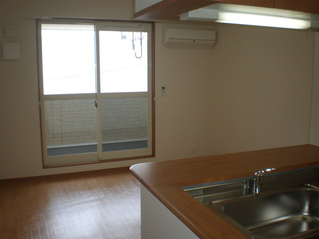 アンソレイユコージーの居間・リビング