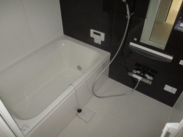 porte bonheurふたかみの浴室