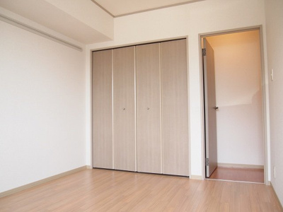 【内装】 | ファミールスギモト1 | 洋室