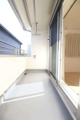 【バルコニー】 | パレYT上藤沢 | 陽当たり良好なバルコニーです