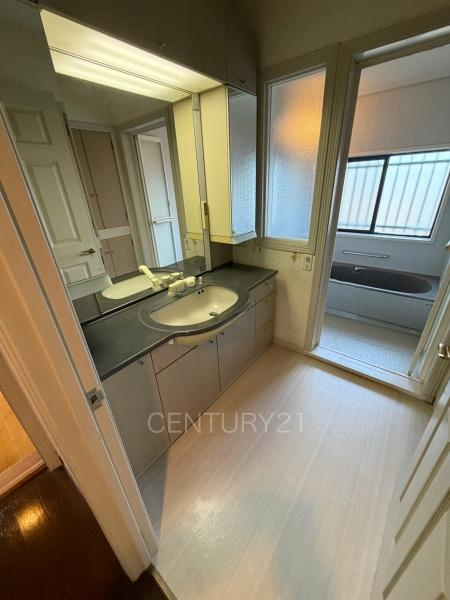 前橋市上新田町中古一戸建ての独立洗面台|洗面脱衣所