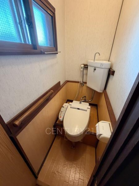 前橋市下小出町中古一戸建てのトイレ|１階トイレです。