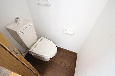 シャトーナカムラのトイレ