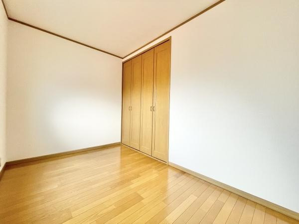 【洋室】 | 使い勝手の良いお部屋なので、お好みのお部屋を作ってみましょう！