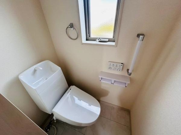 【トイレ】 | 写真は同社施工例です。