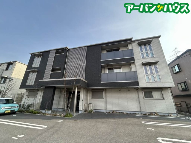 クレストヴェールⅦの外観