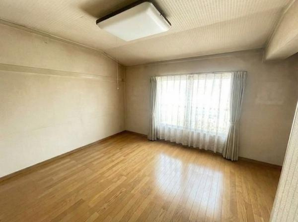 【洋室】 | 今福第3コーポ2号棟 | こちらの画像は、AIを用いて家具を消しております。