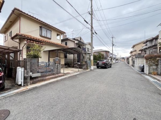 【前面道路含む現地写真】