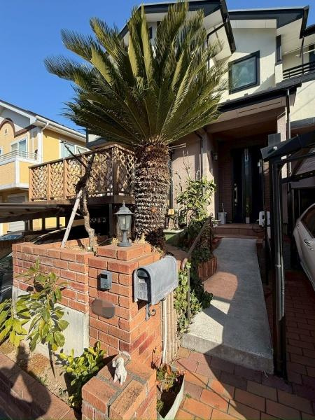 横浜市戸塚区柏尾町の中古一戸建の玄関