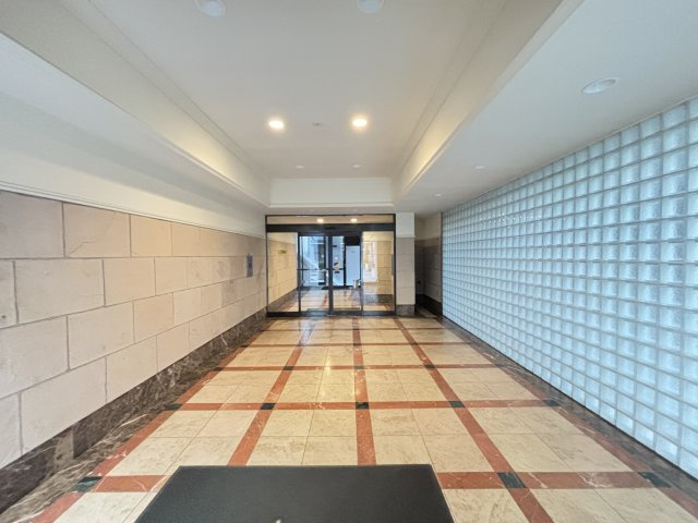 アルファコート西葛西のエントランス