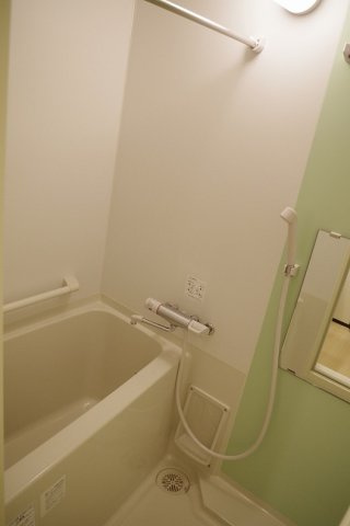 クレイノパストラル野崎の浴室|設備・仕様は号室により異なる為、現況を優先致します。