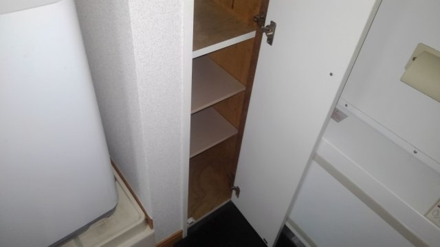 レオパレスＢＩＲＤＬＩＭＥの玄関