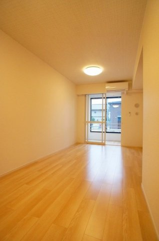 アルカンシェルＣの居間・リビング