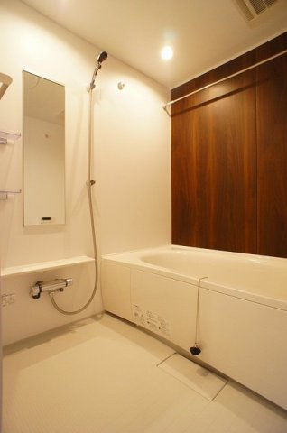 アルカンシェルＣの浴室