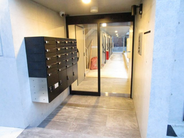 【エントランス】 | VERT COURT ARAIYAKUSHI