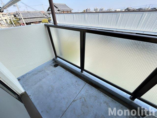 ファーストパレスのバルコニー