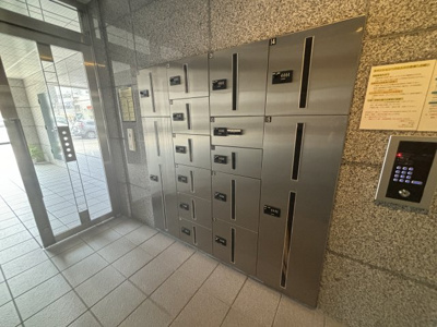 【その他共用部分】 | ソレアードトレスなんばWEST | ソレアードトレスなんばWEST　宅配ボックス