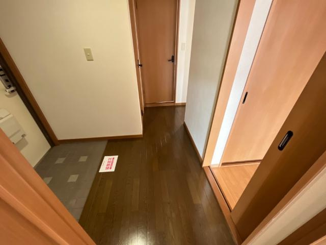 ル・シェル岩倉の玄関|玄関