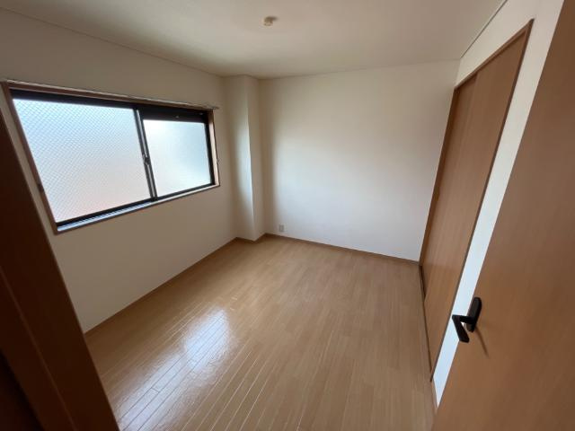 ル・シェル岩倉の内装|北洋室