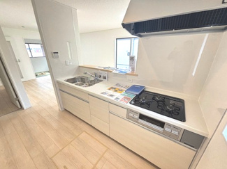 【キッチン】 | 安芸郡熊野町城之堀1丁目　全5区画　NO3 | 機能的なシステムキッチン☆プロパンガス