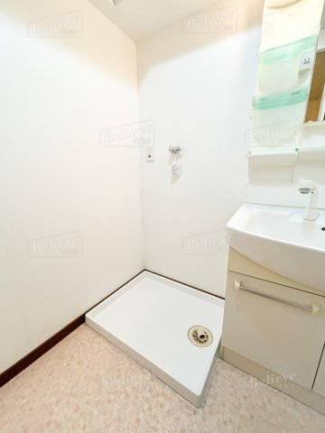 センチュリー中央の内装